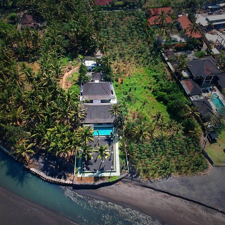 Kutus Kutus Saba Beach Villa Sukawati Exterior foto